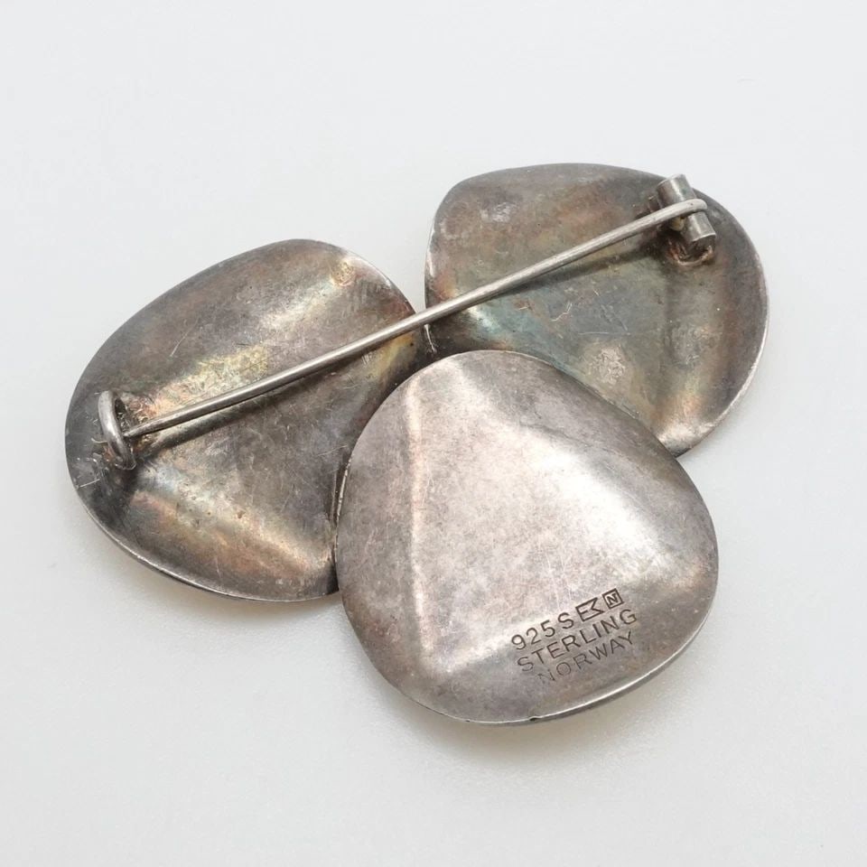 EINAR MODAHL STERLING SILVER NORWAY GUILLOCHE YELLOW ENAMEL MODERNIST BROOCH PIN (1 of 2)