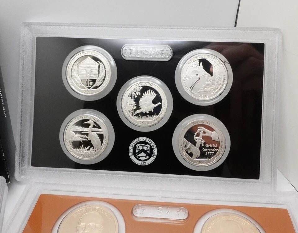 2015 S U.S MINT SILVER PROOF COIN SET - OGP & COA: 2015 S U.S MINT SILVER PROOF COIN SET - OGP & COA 2015 S U.S Mint Silver Proof Set 14 Coins Looks Great OGP & COA Included