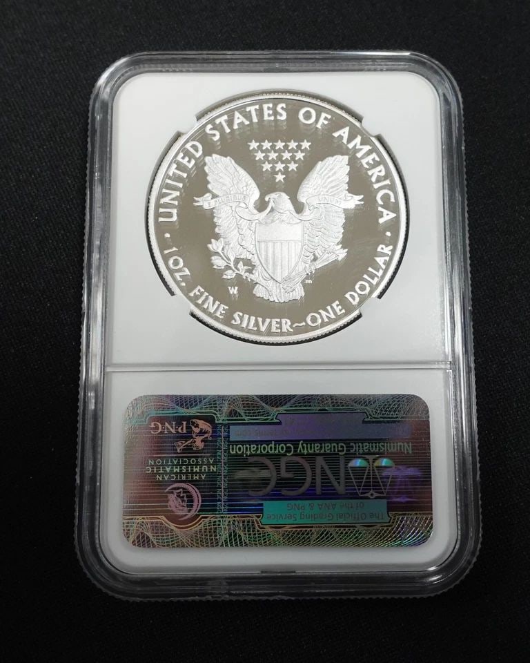 2011 W EAGLE SILVER $1 EARLY RELEASES BY 25TH ANNIVERSARY - NGC PF69 ULTRA CAMEO (1 of 1)