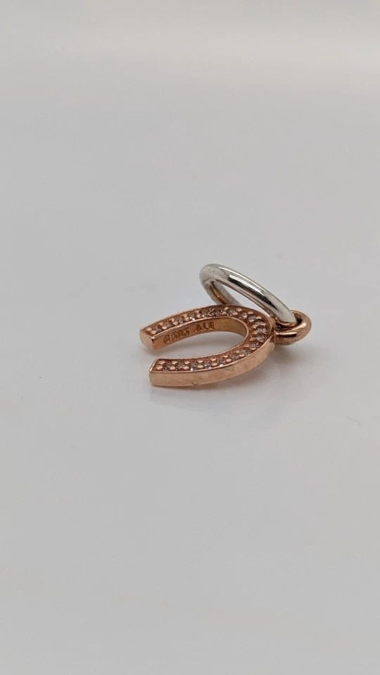 AUTHENTIC PANDORA 14K ROSE GOLD LUCKY HORSESHOE DANGLE RETIRED CHARM ALE 585: AUTHENTIC PANDORA 14K ROSE GOLD LUCKY HORSESHOE DANGLE RETIRED CHARM ALE 585 Authentic Pandora 14K Gold Charm ALE 585
