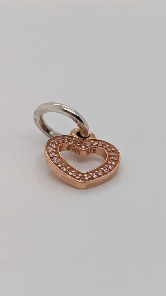 AUTHENTIC PANDORA 14K ROSE GOLD LOVE HEART RETIRED DANGLE CHARM ALE 585 (1 of 1)
