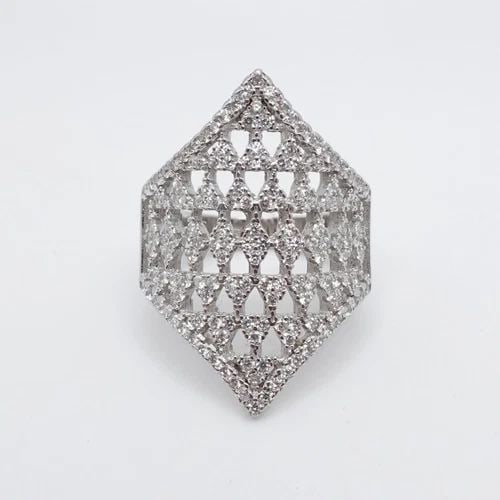 STERLING SILVER PAVE CLEAR CUBIC ZIRCONIA GEOMETRIC RING SIZE 7.75: STERLING SILVER PAVE CLEAR CUBIC ZIRCONIA GEOMETRIC RING SIZE 7.75 Sterling Silver Pave Clear Cubic Zirconia Geometric Ring Size - 7.75 Band Width - 3mm Total Weight - 5.2 Grams