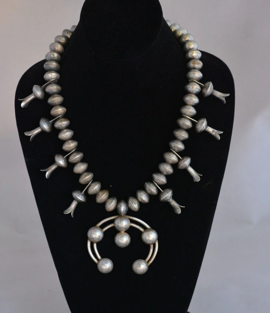 OLD PAWN NAVAJO SILVER SQUASH BLOSSOM NECKLACE - MERCURY DIMES PRE 1945 - 21.25" (1 of 2)