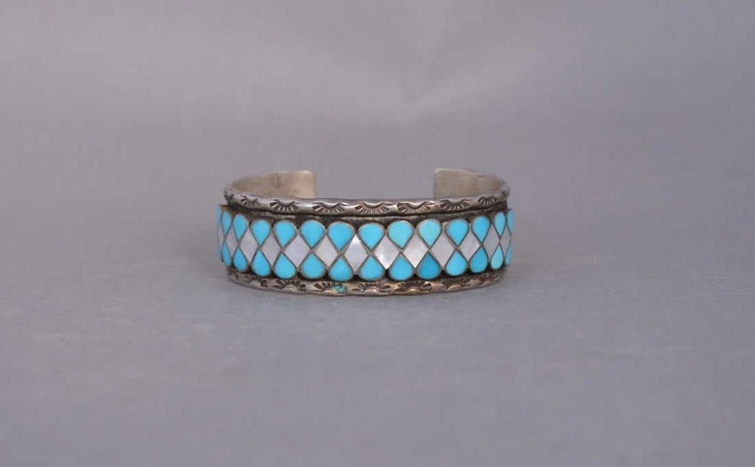 VTG ZUNI SILVER HANDSTAMPED BRACELET - TURQUOISE & WHITE SHELL INLAY - 6 5/8" (1 of 1)