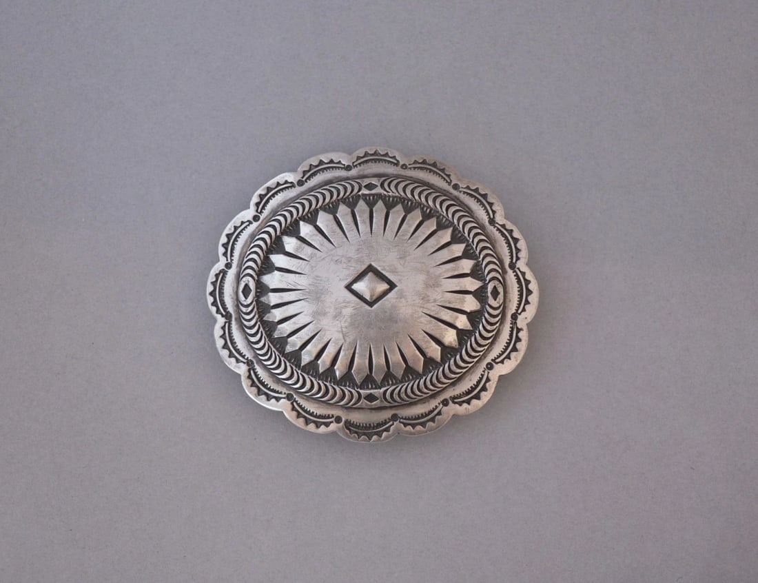 OLD PAWN NAVAJO STERLING SILVER HANDSTAMPED OVAL CONCHO BELT BUCKLE - 2 5/8" (1 of 1)