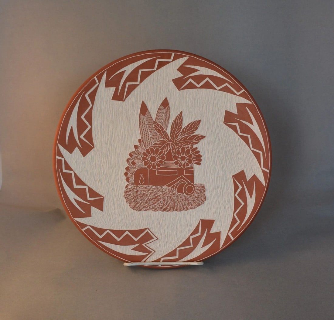 BERT JOJOLA - ISLETA PUEBLO FINELY ETCHED POTTERY PLATE - KACHINA LIGHTNING 10" (1 of 2)