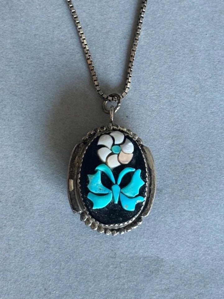 VINTAGE ZUNI STERLING SILVER SHELL AND TURQUOISE FLOWER AND BUTTERFLY PENDANT (1 of 1)