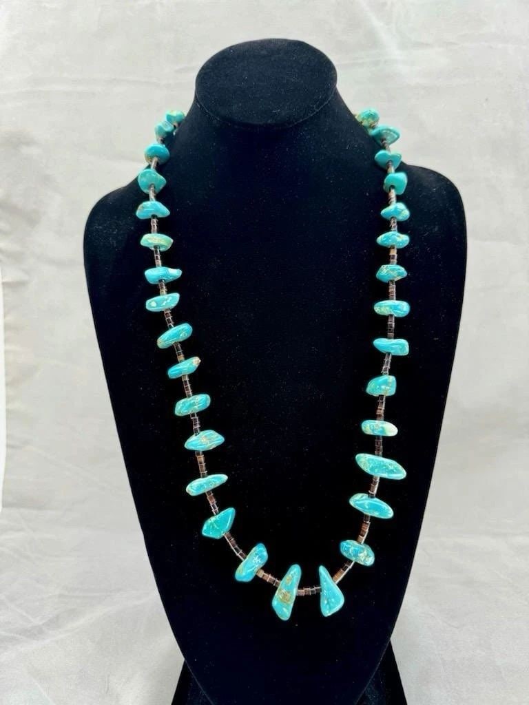 OLD PAWN NAVAJO TURQUOISE AND STERLING NECKLACE 27 (1 of 2)
