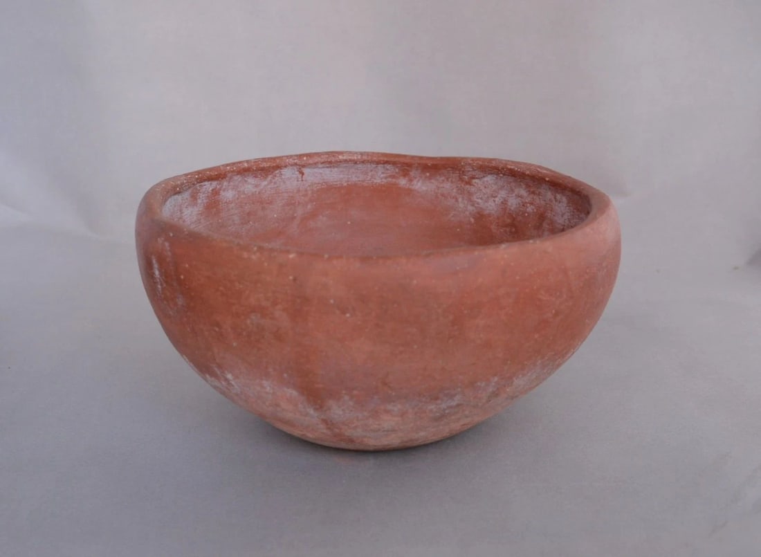 OLD SANTO DOMINGO KEWA PUEBLO CHILI BOWL - 7 1/4" ACROSS - 4" HIGH (1 of 2)