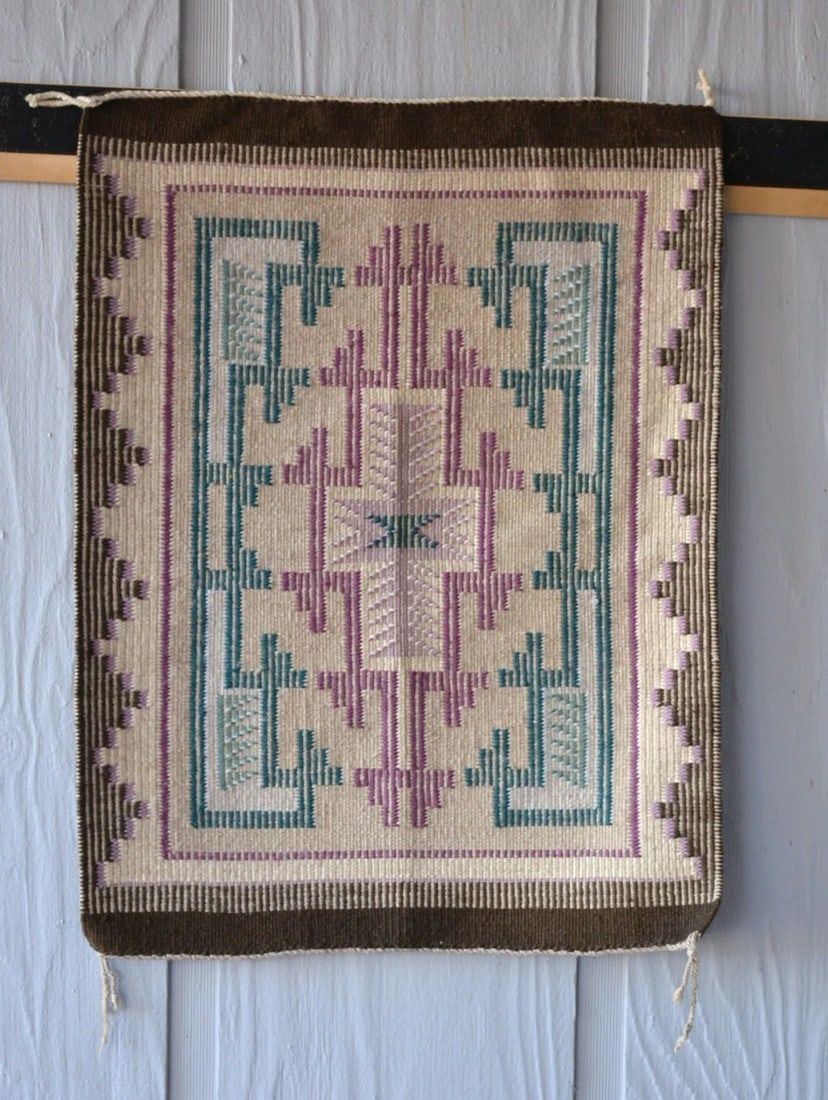 VINTAGE COAL MINE MESA RAISED OUTLINE NAVAJO RUG -- 24.5" X 18.5" (1 of 2)