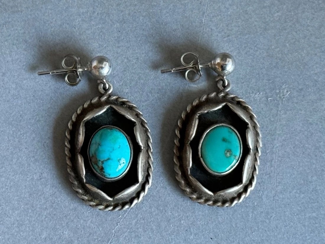 OLD PAWN NAVAJO STERLING SILVER AND TURQUOISE SHADOWBOX EARRINGS 1 1/8" DROP (1 of 1)