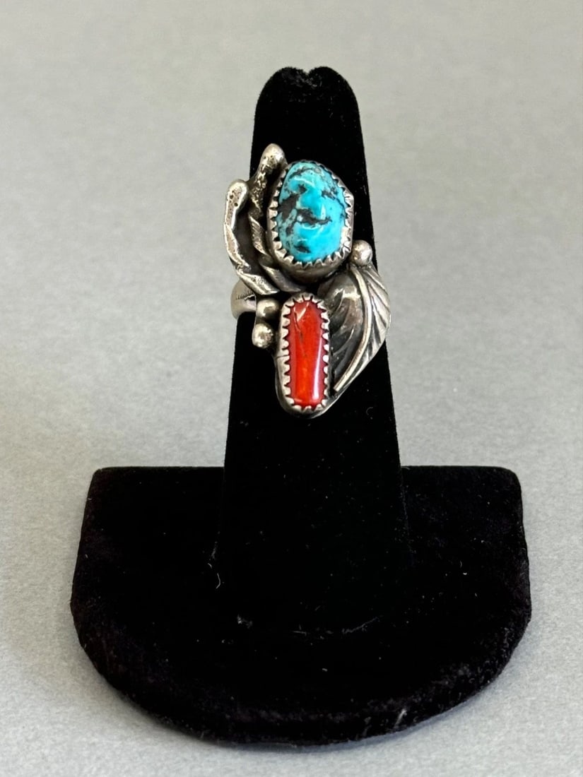 OLD PAWN STERLING SILVER WITH TURQUOISE AND CORAL RING. SIZE 5 3/4: OLD PAWN STERLING SILVER WITH TURQUOISE AND CORAL RING. SIZE 5 3/4 Old Pawn Sterling Silver with Turquoise and Coral Ring. Size 5 3/4 1 1/4 tall