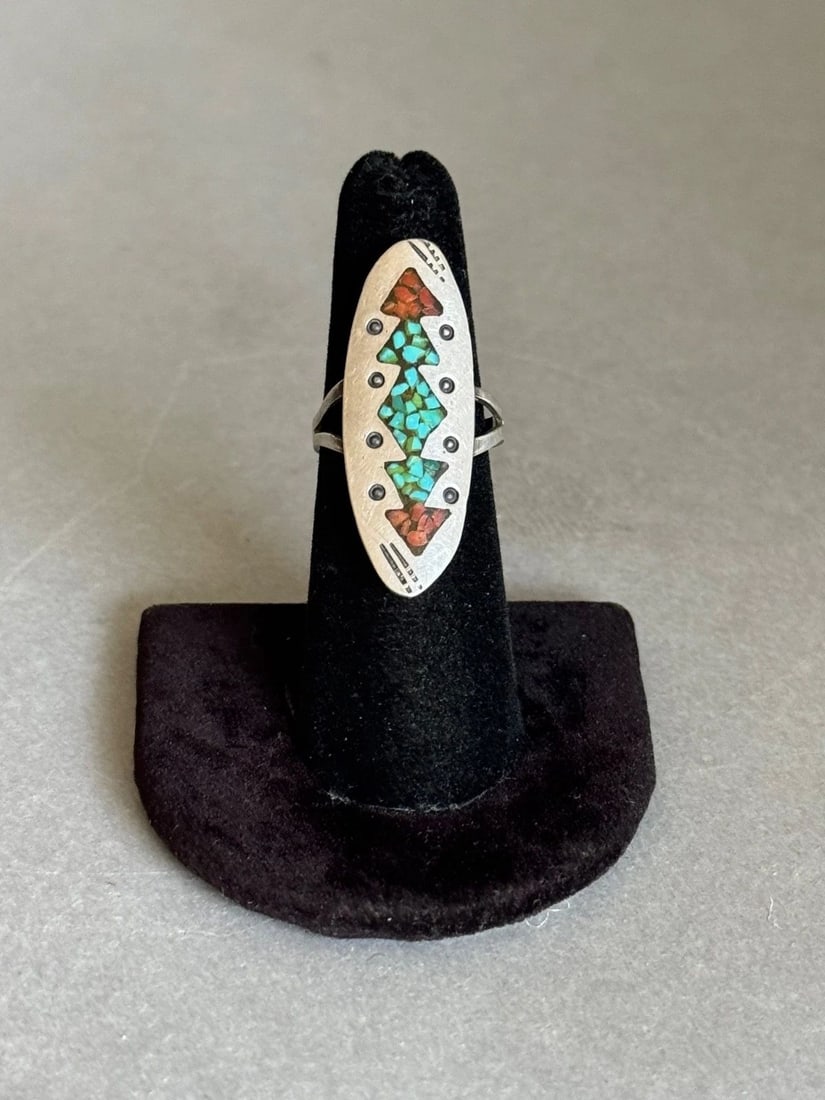 OLD PAWN NAVAJO STERLING SILVER WITH INLAID TURQUOISE AND CORAL RING SIZE 6 3/4: OLD PAWN NAVAJO STERLING SILVER WITH INLAID TURQUOISE AND CORAL RING SIZE 6 3/4 Old Pawn Navajo Sterling Silver with Inlaid Turquoise and Coral Ring Size 6 3/4 1 1/2" tall