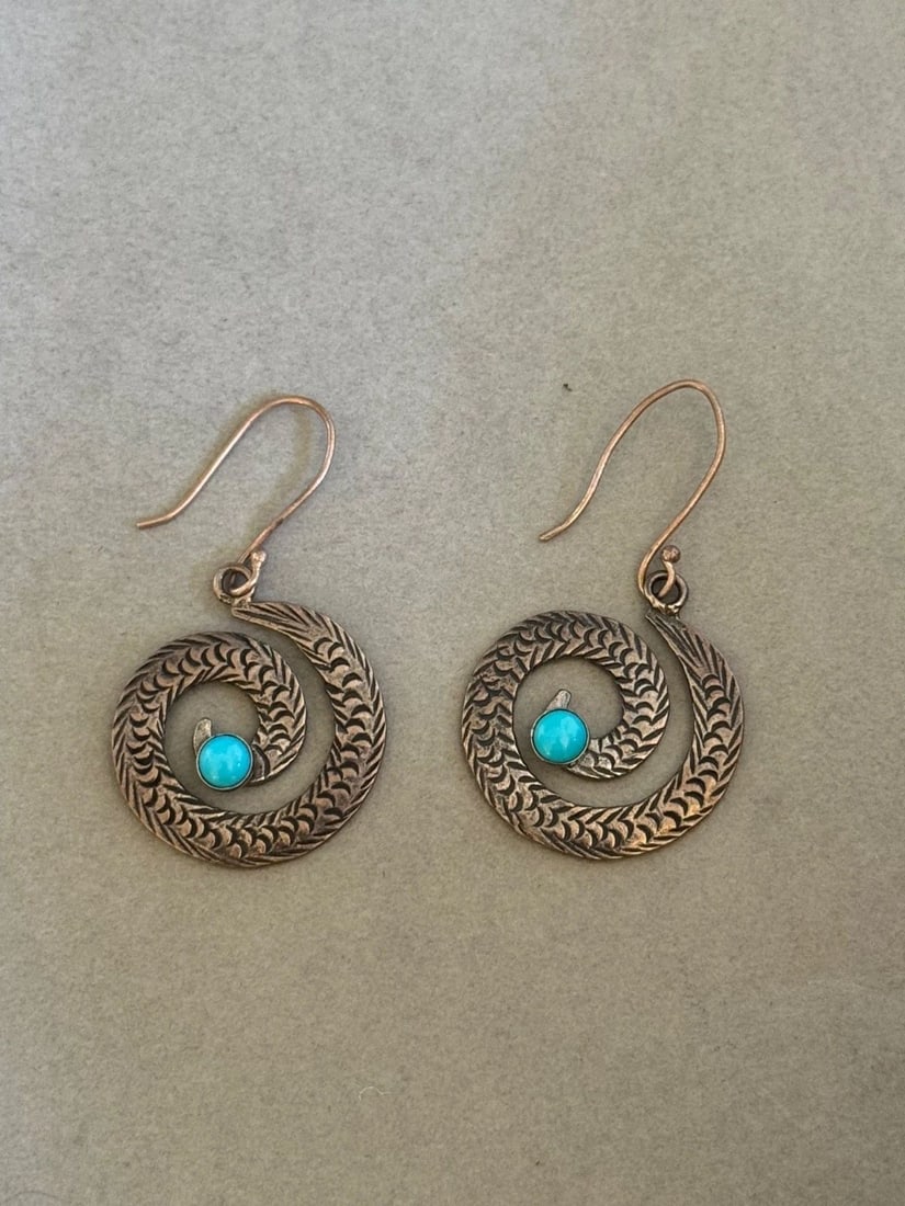 VINTAGE NAVAJO STERLING SILVER AND TURQUOISE EAGLE SNAKE EARRINGS (1 of 2)