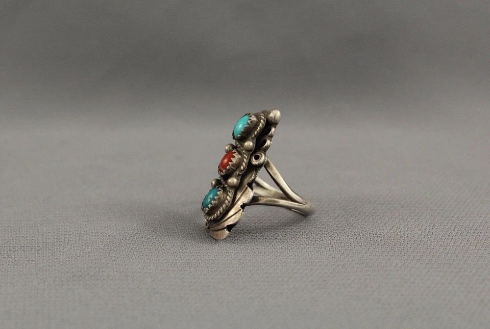OLD PAWN NAVAJO STERLING AND TURQUOISE AND CORAL RING SIZE 6: OLD PAWN NAVAJO STERLING AND TURQUOISE AND CORAL RING SIZE 6 Item Description: 1 1/4 " Tall