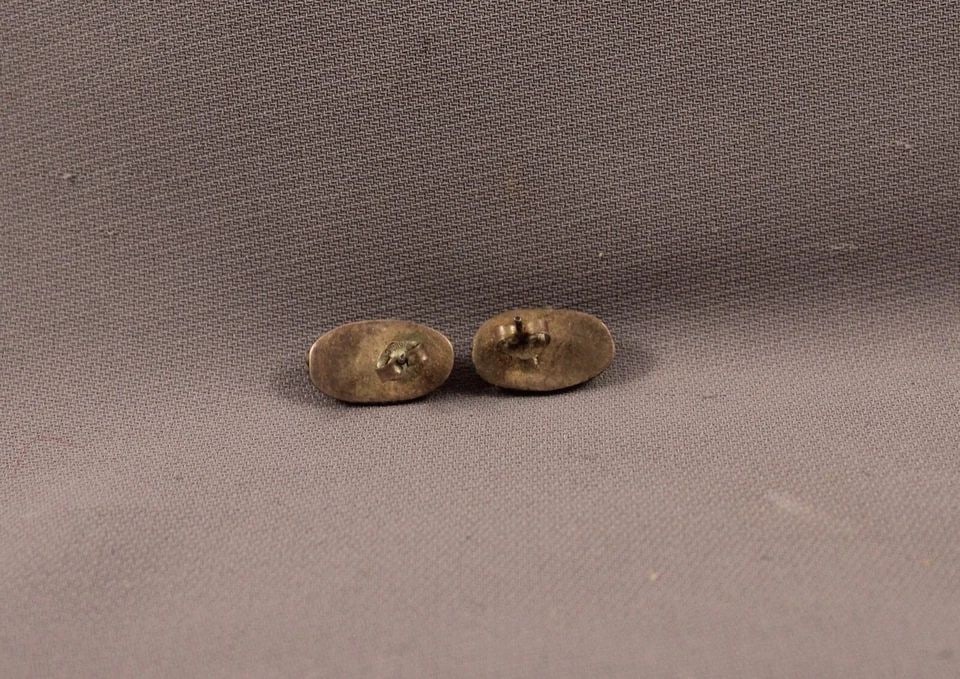 VINTAGE NAVAJO SILVER AND MALACHITE EARRINGS -: VINTAGE NAVAJO SILVER AND MALACHITE EARRINGS - Item Description: 5/8" length
