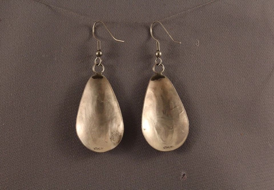 VINTAGE HOPI SILVER EARRINGS BEAR CLAW CLAN (1 of 2)