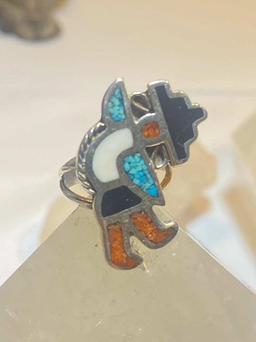 KACHINA RING SIZE 5.25 ONYX TURQUOISE CORAL CHIPS NAVAJO STERLING SILVER BAND S: KACHINA RING SIZE 5.25 ONYX TURQUOISE CORAL CHIPS NAVAJO STERLING SILVER BAND S Kachina ring onyx turquoise coral chips Navajo sterling silver band southwest Size 5.25 Between a size 5.25 and a size 5