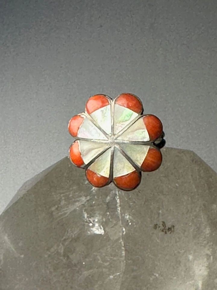 ZUNI FLOWER RING SIZE 5 MOP CORAL STERLING SILVER WOMEN GIRLS (1 of 1)
