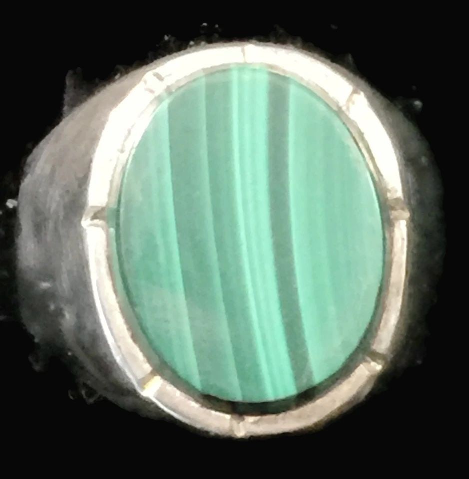 MALACHITE RING SOUTHWEST VINTAGE STERLING SILVER TRIBAL RING SIZE 9.50 MEN (1 of 2)