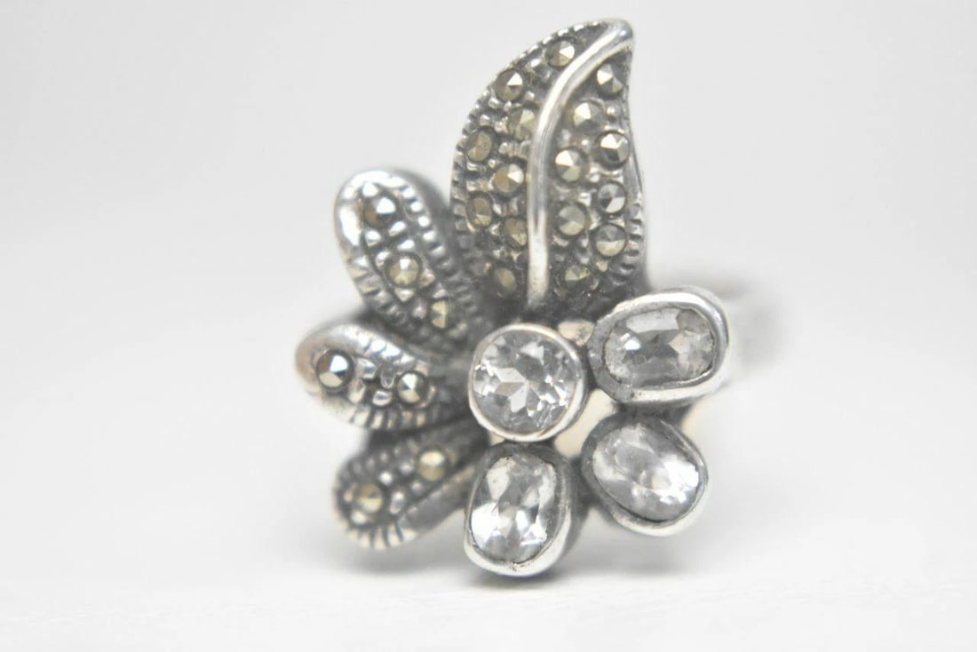 FLOWER RING CLEAR CRYSTALS ART DECO COCKTAIL STERLING SILVER WOMEN SIZE 5.75 (1 of 1)