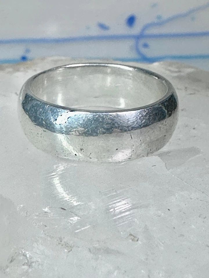 WEDDING RING PLAIN COMFORT PLEASANT FEEL WEIGHT BAND SIZE 8 STERLING SILVER WOME (1 of 2)