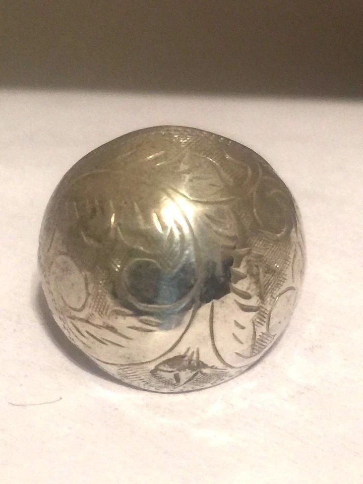 VINTAGE STERLING SILVER BUBBLE DOME SIAM ETCHED RING SIZE 6 4.4G (1 of 2)