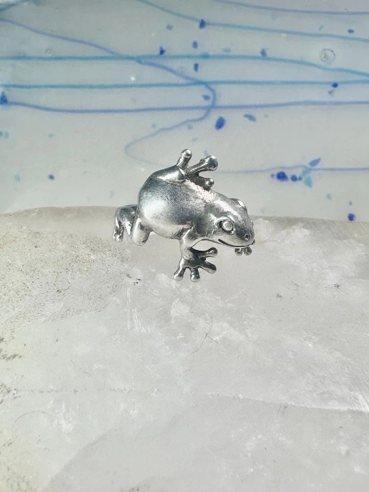 VINTAGE FROG RING REPTILE LIZARD BAND SIZE 8.25 STERLING SILVER WOMEN (1 of 2)