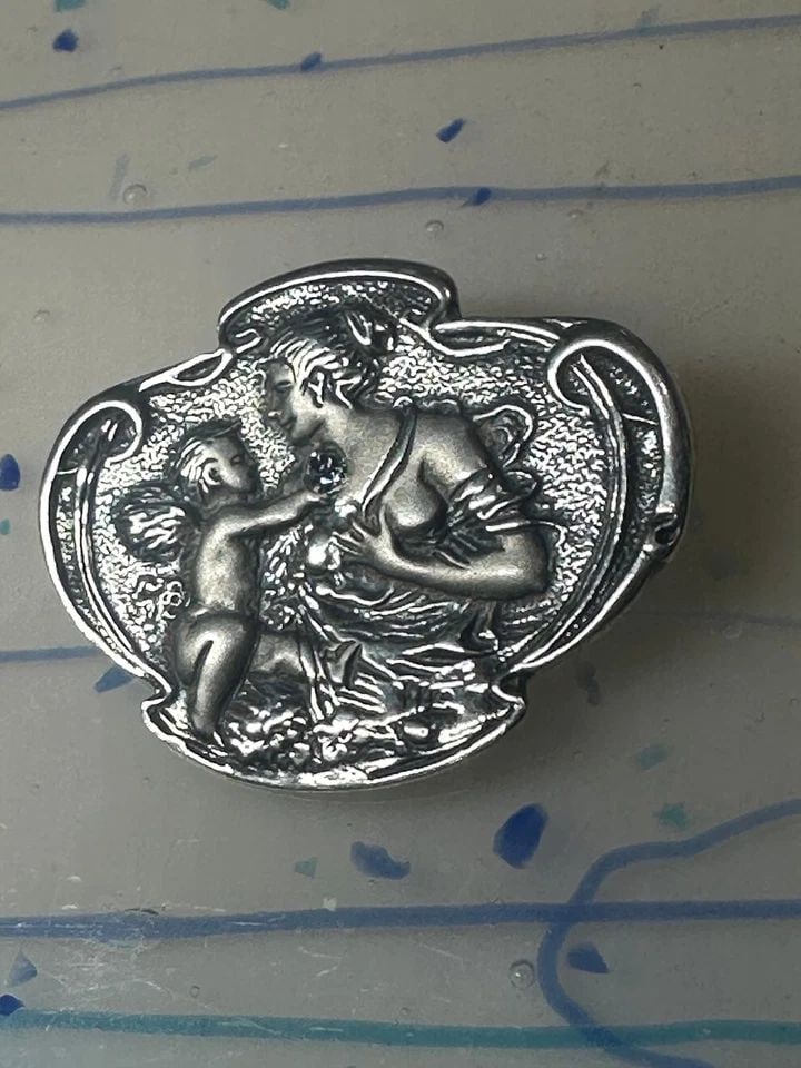 VINTAGE STERLING SILVER PENDANT & PIN CHERUB HANDING JEWEL TO LADY (1 of 2)