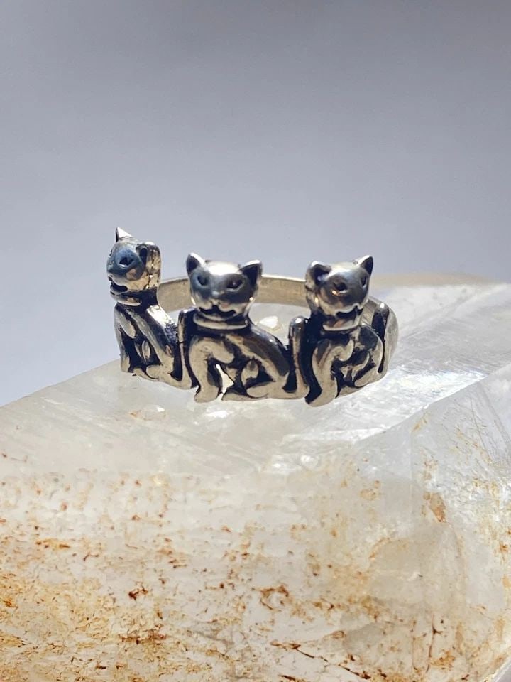 CAT RING SIZE 7 CATS BAND STERLING SILVER KITTENS WOMEN GIRLS (1 of 1)