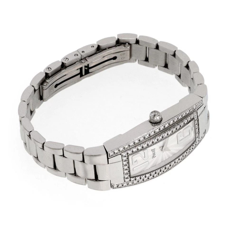 PIAGET LIMELIGHT DIAMOND 18K WHITE GOLD LADIES QUARTZ WATCH 5.5"L LIQUIDATION: PIAGET LIMELIGHT DIAMOND 18K WHITE GOLD LADIES QUARTZ WATCH 5.5"L Piaget Limelight Diamond 18k White Gold Ladies Quartz Watch 5.5"L Description This is a beautiful authentic wrist watch by Piaget from