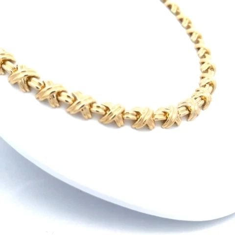TIFFANY & CO. SIGNATURE X NECKLACE IN 18K YELLOW GOLD COLLAR STYLE: TIFFANY & CO. SIGNATURE X NECKLACE IN 18K YELLOW GOLD COLLAR STYLE Elegant and authentic by Tiffany & Co. from the Signature X Collection, this beautiful collar necklace is crafted from 18k yellow gol