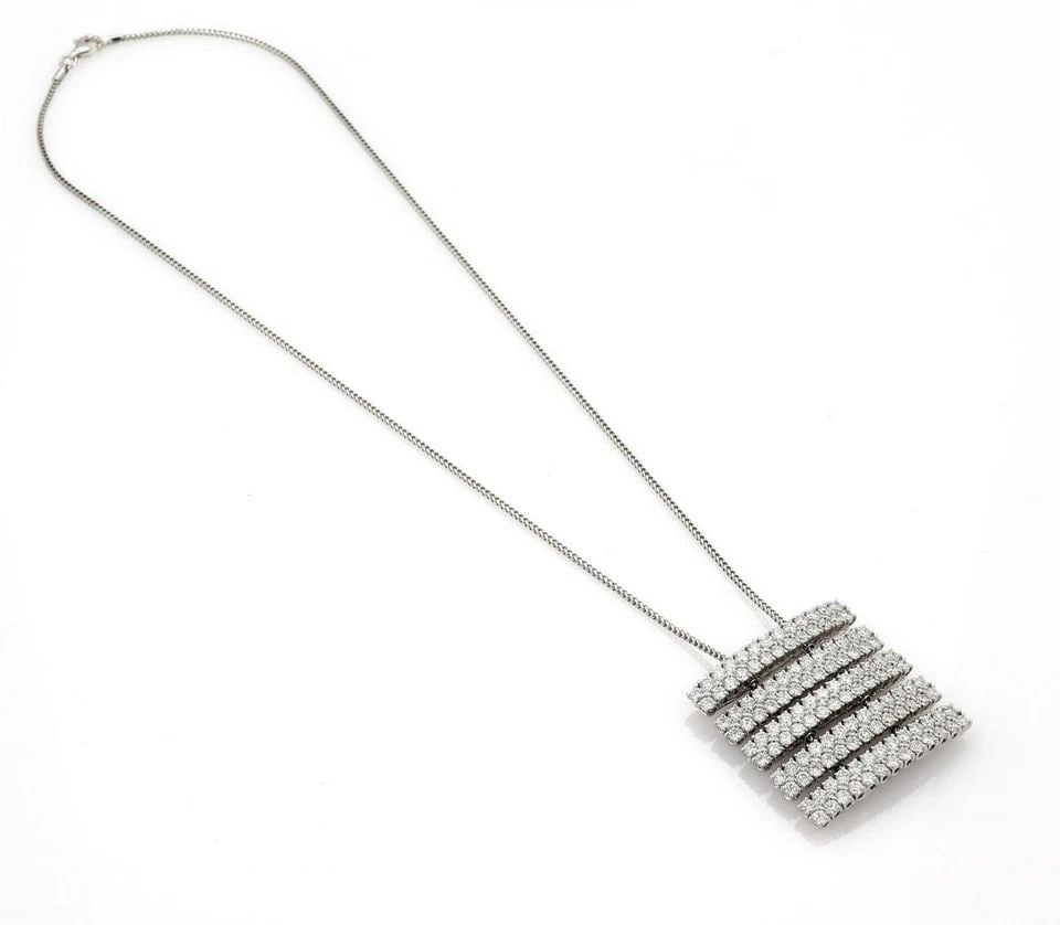ESTATE 6.50CT PENDANT & CHAIN DIAMOND 18K WHITE GOLD 5 SLIDE BAR: ESTATE 6.50CT PENDANT & CHAIN DIAMOND 18K WHITE GOLD 5 SLIDE BAR Estate 6.50ct Diamond 18k White Gold 5 Slide Bar Pendant & Chain Description This is a stunning necklace, it is crafted from 18k white 
