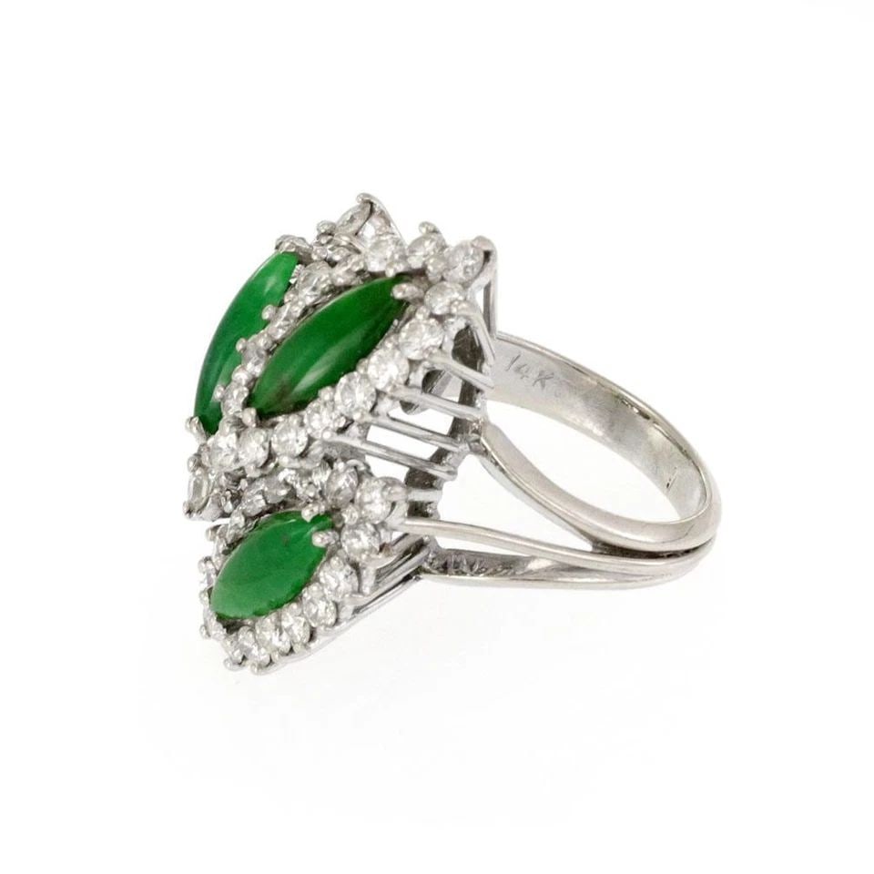 14K WHITE GOLD DIAMOND & JADE COCKTAIL RING: 14K WHITE GOLD DIAMOND & JADE COCKTAIL RING Diamond & Jade 14k White Gold Cocktail Ring Description This lovely Estate ring is crafted from 14k white gold featuring a high wire prong shank with 3 marq