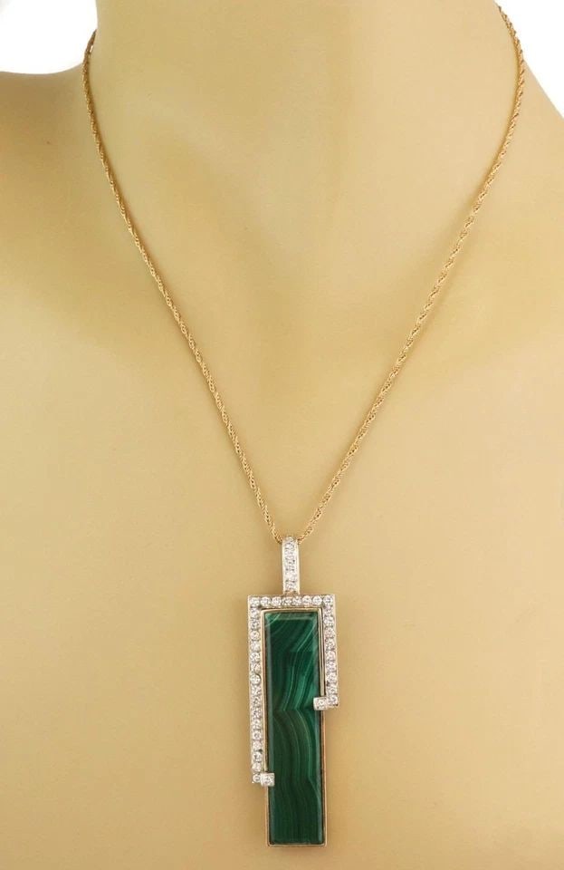 DIAMOND MALACHITE NECKLACE 14K YELLOW GOLD LONG PENDANT & CHAIN: DIAMOND MALACHITE NECKLACE 14K YELLOW GOLD LONG PENDANT & CHAIN Diamond Malachite 14k Gold Long Pendant & Chain Description This is a lovely pendant and chain, crafted from 14k yellow and white gold w
