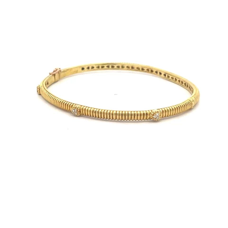 JUDITH RIPKA DIAMOND GOLD BANGLE 18K YELLOW SLIM GROOVED HEARTS MOTIFS (1 of 2)