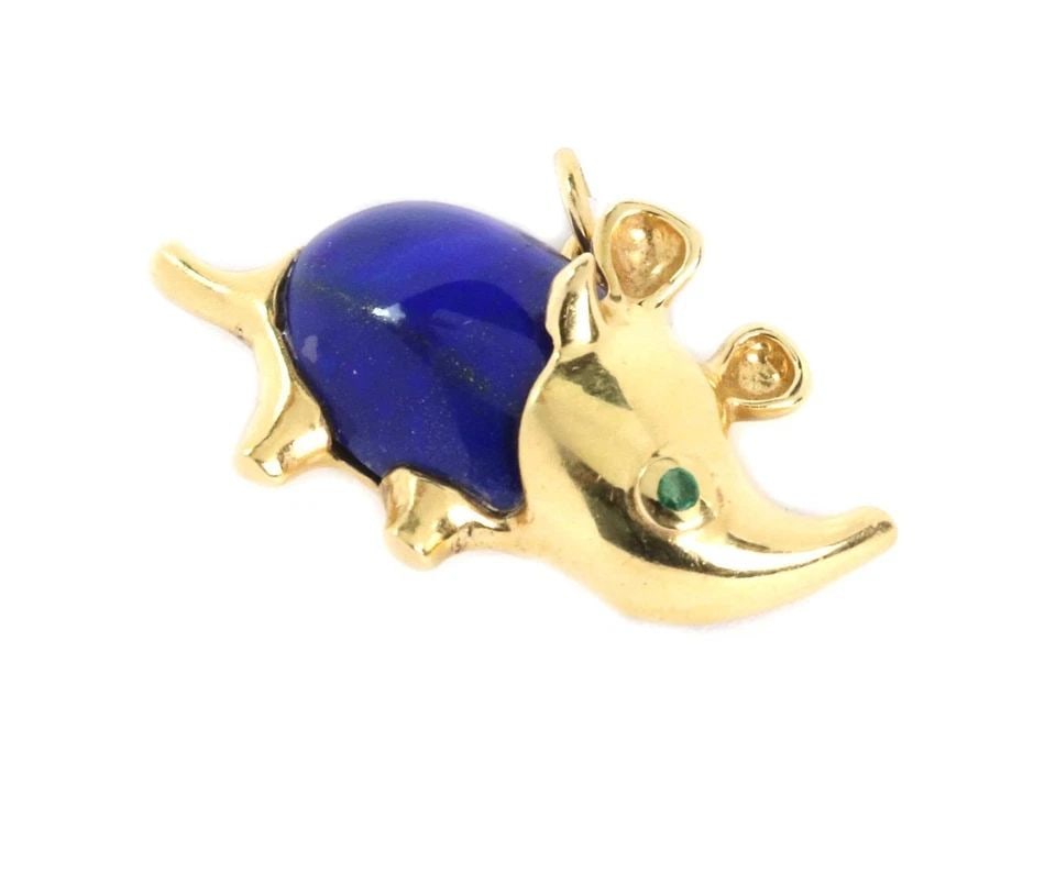 VINTAGE LAPIS & EMERALD 18K YELLOW GOLD RHINO PIN BROOCH (1 of 2)