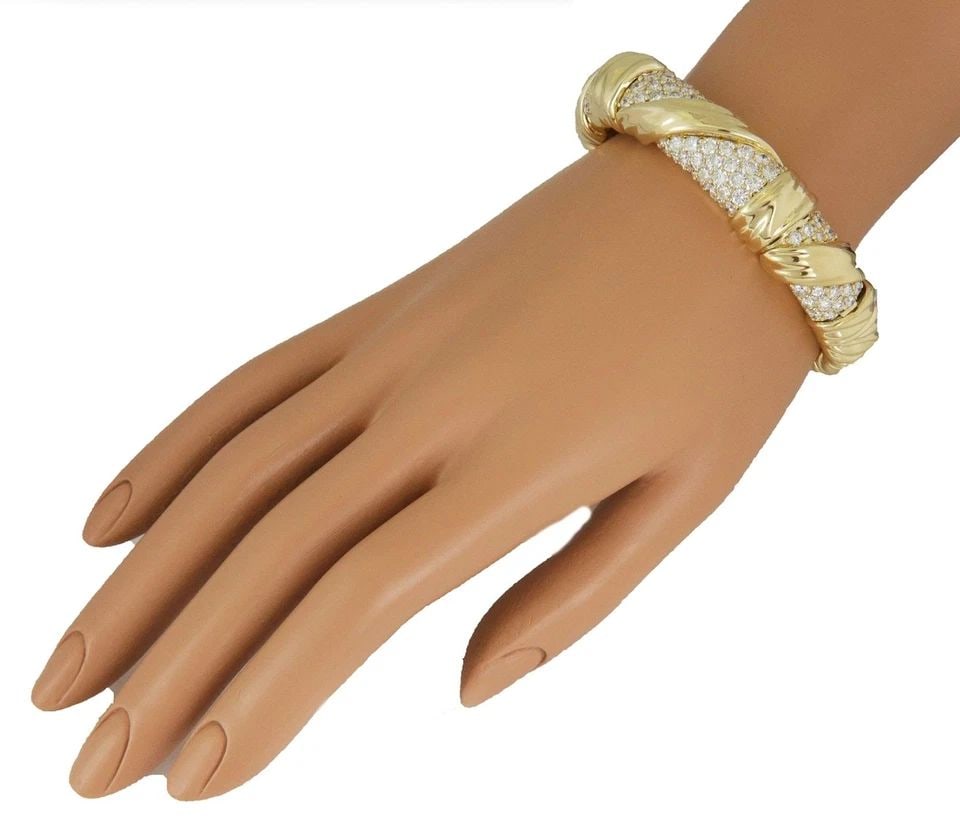 JOSE HESS DIAMOND 18K YELLOW GOLD GRADUATED SECTION LINK BRACELET (1 of 1)