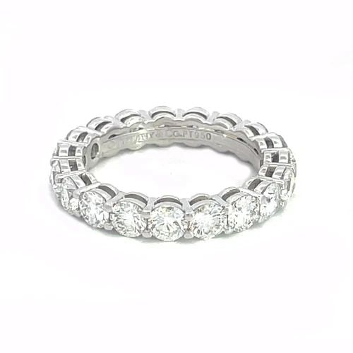 TIFFANY & CO. FOREVER DIAMOND BAND 2.86CT PLATINUM WEDDING PAPER: TIFFANY & CO. FOREVER DIAMOND BAND 2.86CT PLATINUM WEDDING PAPER Authentic from the Forever Collection by Tiffany & Co. This exquisite wedding band is crafted from platinum featuring a full circle of 