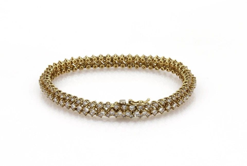 18K YELLOW GOLD 8.00 CARATS DIAMOND TRIPLE ROW TENNIS BRACELET (1 of 1)