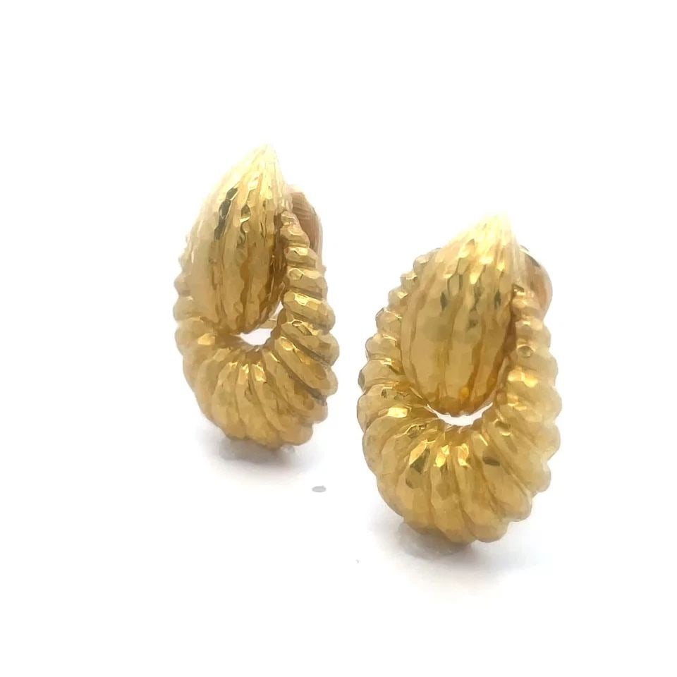 DAVID WEBB GOLD EARRINGS 18K YELLOW DOOR KNOCKER SHELL HAMMERED STYLE BOX 1970'S (1 of 2)