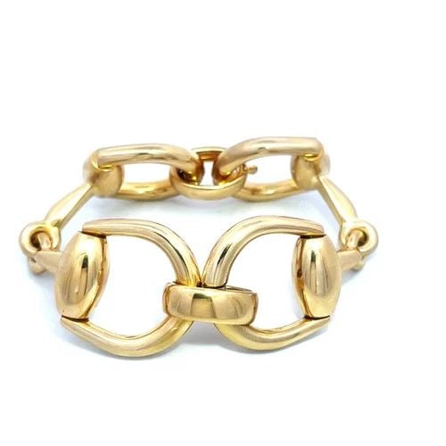 GUCCI HORSEBIT GOLD BRACELET 18K YELLOW LARGE PUFFED STYLE LINKS: GUCCI HORSEBIT GOLD BRACELET 18K YELLOW LARGE PUFFED STYLE LINKS This gorgeous chic bracelet features the iconic equestrian-inspired ring and bar motifs by Gucci from the Horsebit Link Collection. Thi