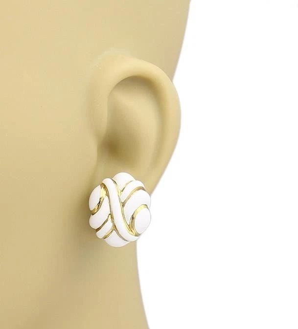 DAVID WEBB ENAMEL GOLD EARRINGS SHELL DESIGN 18K YELLOW ROUND POST CLIP (1 of 2)