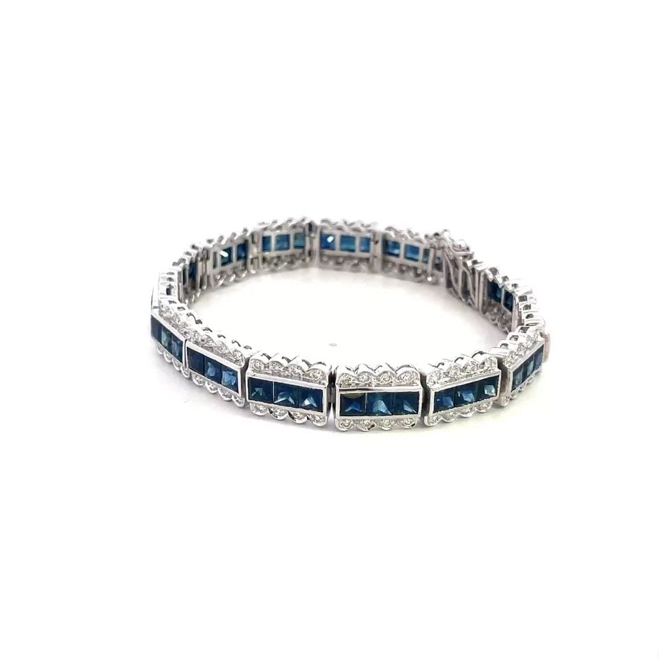 DIAMOND SAPPHIRE GOLD BRACELET 18K WHITE RECTANGLE FLEX LINKS: DIAMOND SAPPHIRE GOLD BRACELET 18K WHITE RECTANGLE FLEX LINKS Absolutely stunning! This eye-catching bracelet is crafted from 18k white gold featuring section hinged links rectangle shape with 3 squar