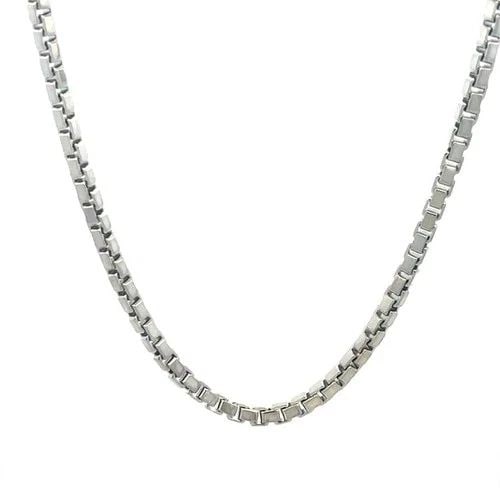 CHOPARD GOLD CHAIN 18K WHITE 3MM BOX LINK STYLE 16.5"L: CHOPARD GOLD CHAIN 18K WHITE 3MM BOX LINK STYLE 16.5"L The Chopard gold chain is a stunning 18k white gold necklace with a 3mm box link style, measuring 16.5 inches in length. This elegant piece is si