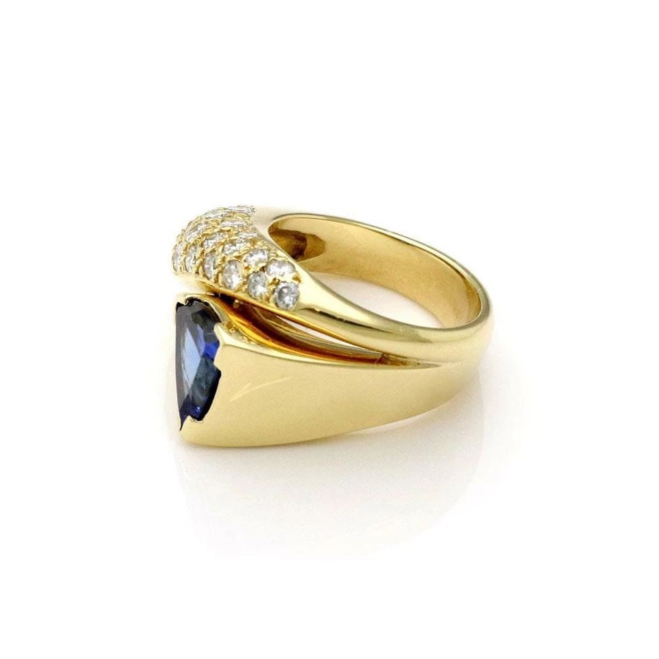 ESTATE 3.50CT TANZANITE DIAMOND 18K YELLOW GOLD FANCY COCKTAIL RING SIZE 6: ESTATE 3.50CT TANZANITE DIAMOND 18K YELLOW GOLD FANCY COCKTAIL RING SIZE 6 Estate 3.50ct Tanzanite Diamond 18k Yellow Gold Fancy Cocktail Ring Size 6 Description This is a gorgeous cocktail ring, it i