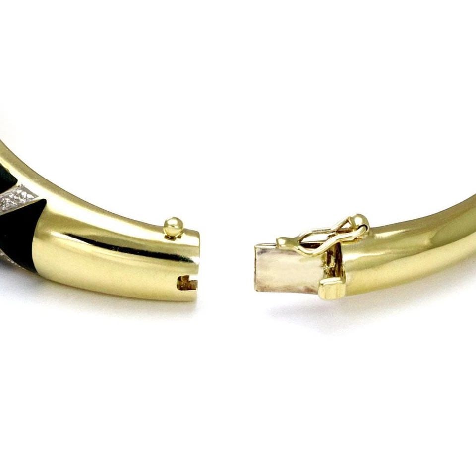 ESTATE DIAMOND ENAMEL 14K GOLD HINGED DOME BANGLE BRACELET (1 of 2)