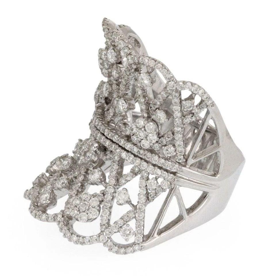 DIAMOND GOLD LACE RING CONCAVE LATTICE DESIGN RING SIZE 10.5 1.25" WIDE: DIAMOND GOLD LACE RING CONCAVE LATTICE DESIGN RING SIZE 10.5 1.25" WIDE Estate 4.5ct Diamond 18k White Gold Concave Lattice Design Ring Size 10.5 Description This large deep concave ring is crafted fr