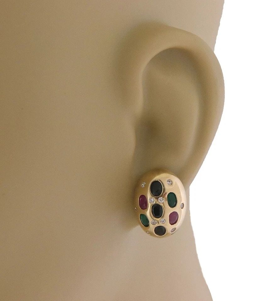 67986 DIAMOND SAPPHIRE & GEMS 13K YELLOW GOLD OVAL DOME HUGGIE EARRINGS: 67986 DIAMOND SAPPHIRE & GEMS 13K YELLOW GOLD OVAL DOME HUGGIE EARRINGS This lovely pair of earrings are crafted from 14k yellow gold featuring a polished oval shape dome 19mm long. It has flush set o
