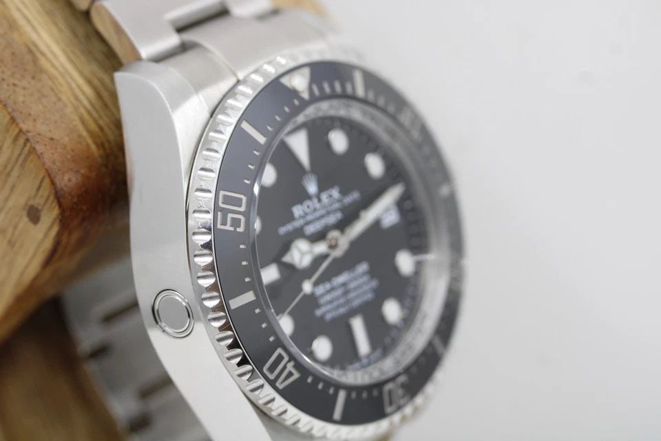 ROLEX 2023 DEEPSEA SEA-DWELLER 44MM BLACK DIAL STAINLESS WATCH W/ BOX 136660 (1 of 2)